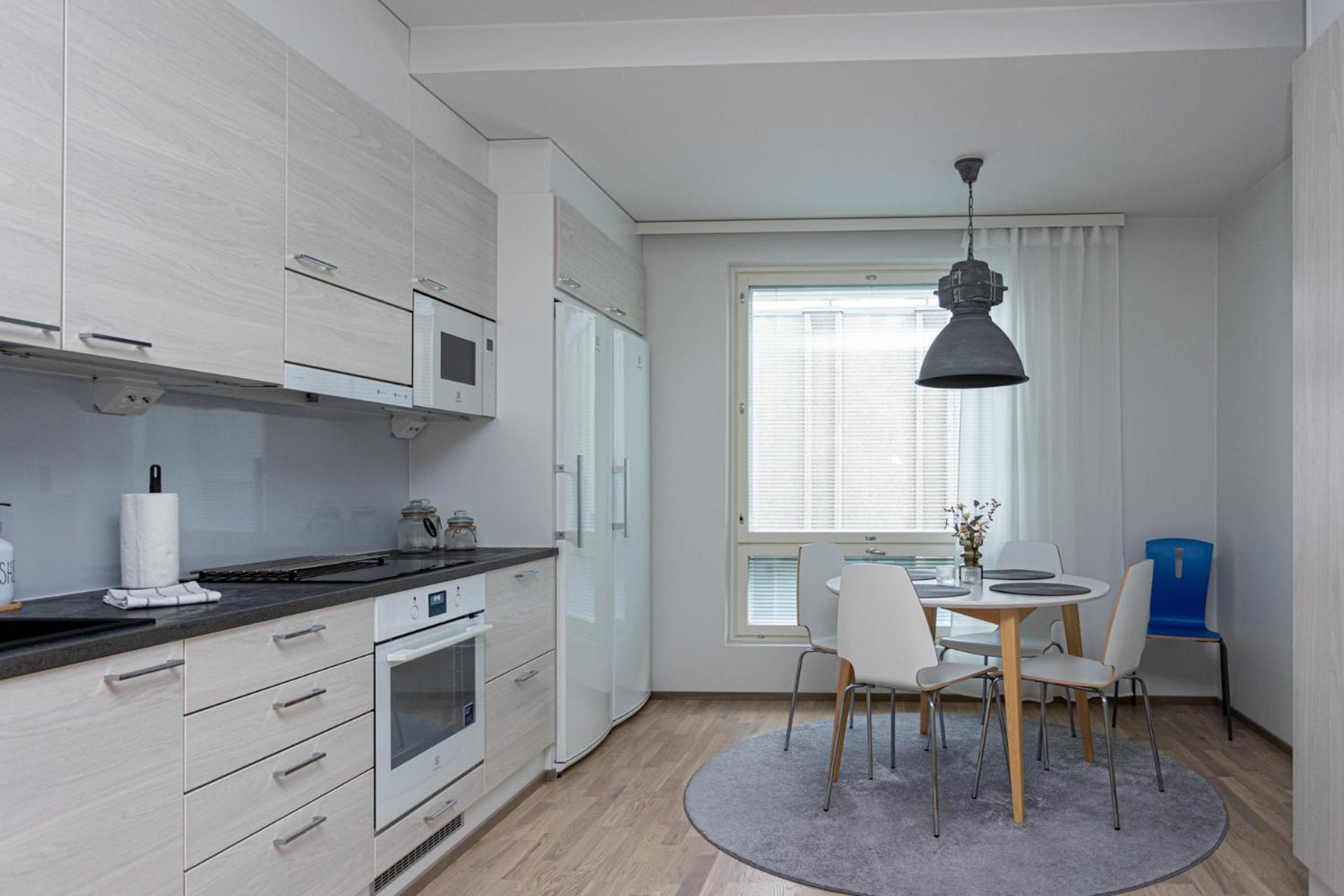 Appartement Ydinkeskustan Uusi Kahden Makuuhuoneen Huoneisto, Sauna Ja 2 Wc *